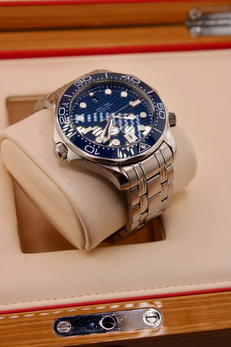 Omega Seamaster Professional 300M 210.30.42.20.03.001, photo 5 of 9