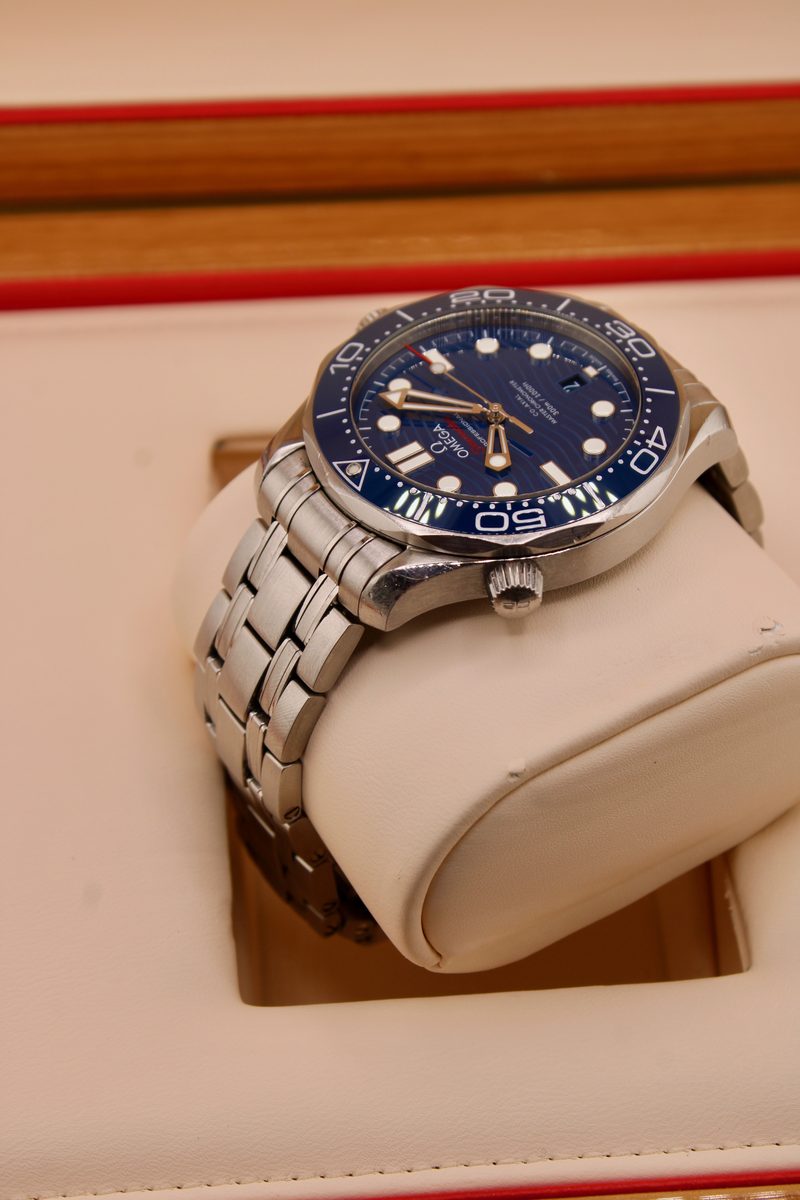 Omega Seamaster Professional 300M 210.30.42.20.03.001, photo 6 of 9