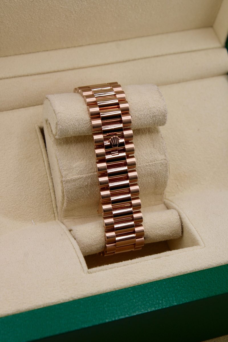 Rolex Day-Date 40 228235, photo 6 of 6
