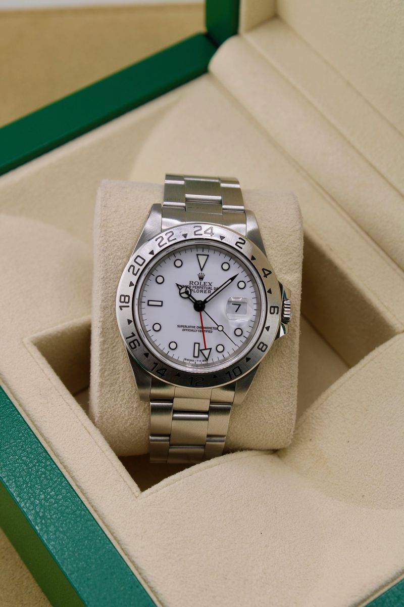 Rolex Explorer II 16570, photo 2 of 7