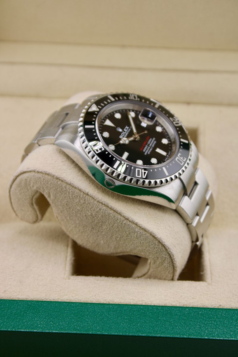 Rolex Sea-Dweller 126600, photo 4 of 7